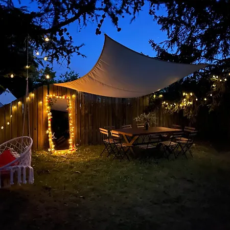 Jaskolkowo Glamping * Objazda
